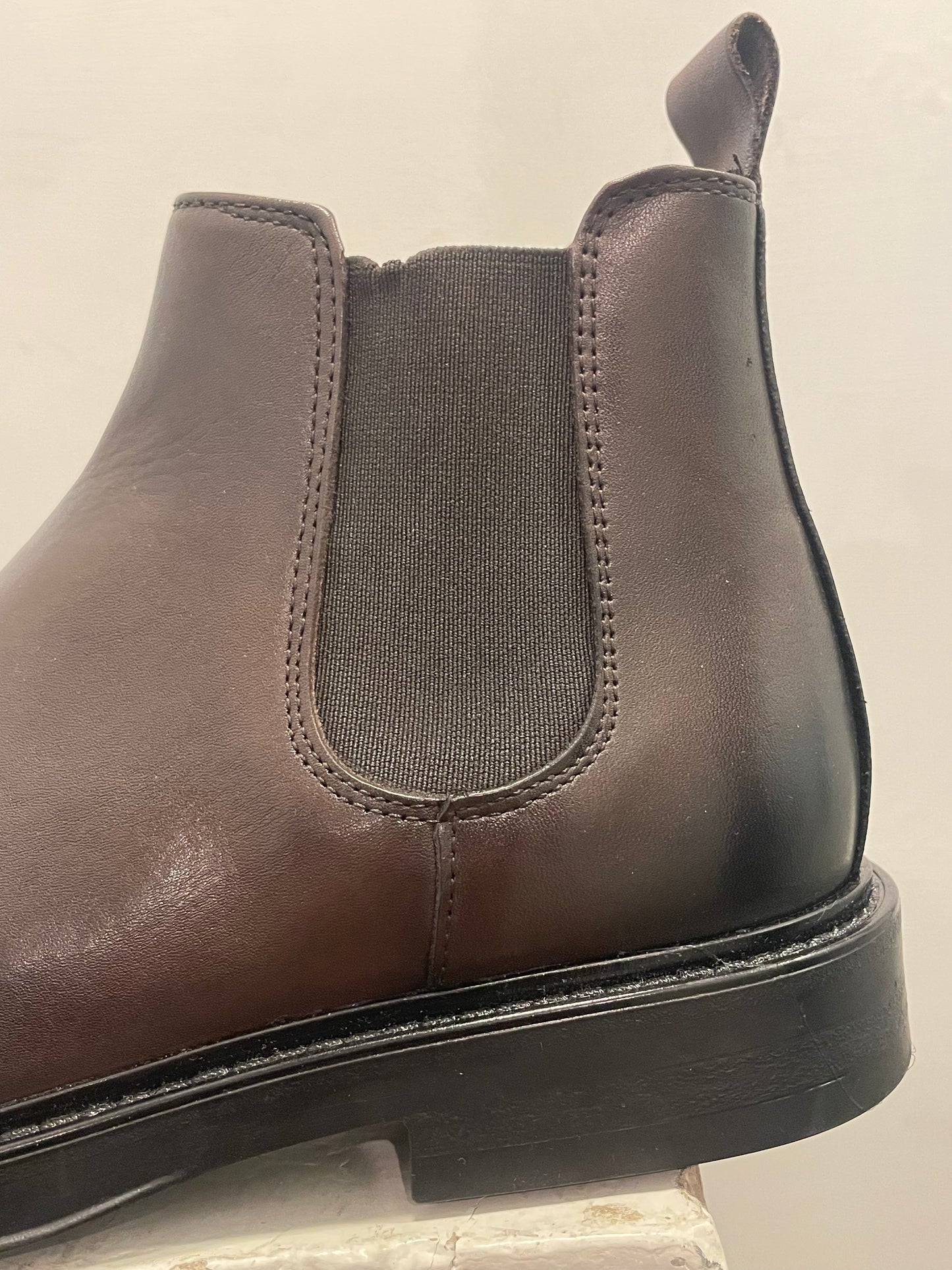 AG TREND Stivaletto con elastico laterale colore testa di moro