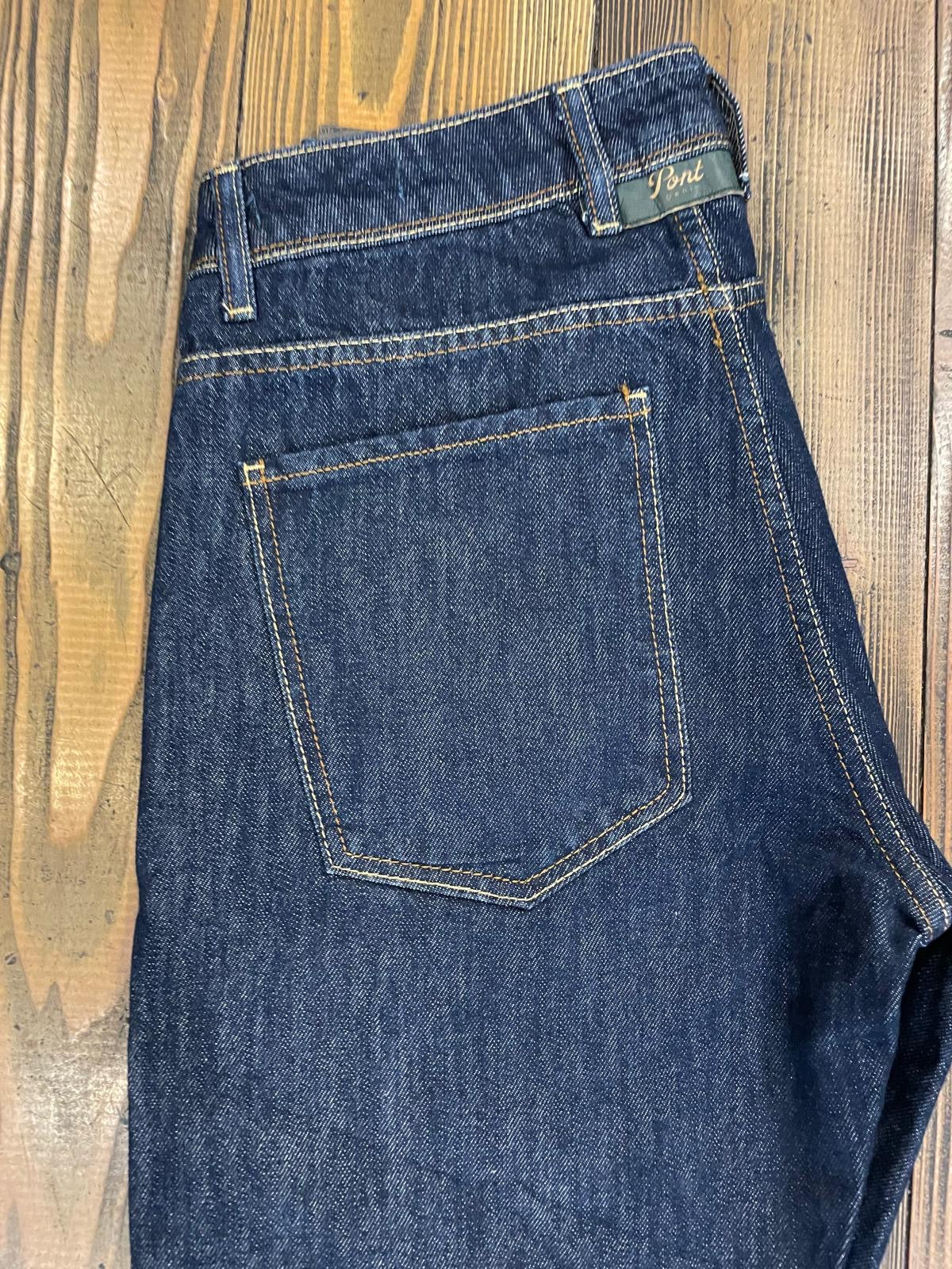 SHEZB00T30 Jeans- RB00