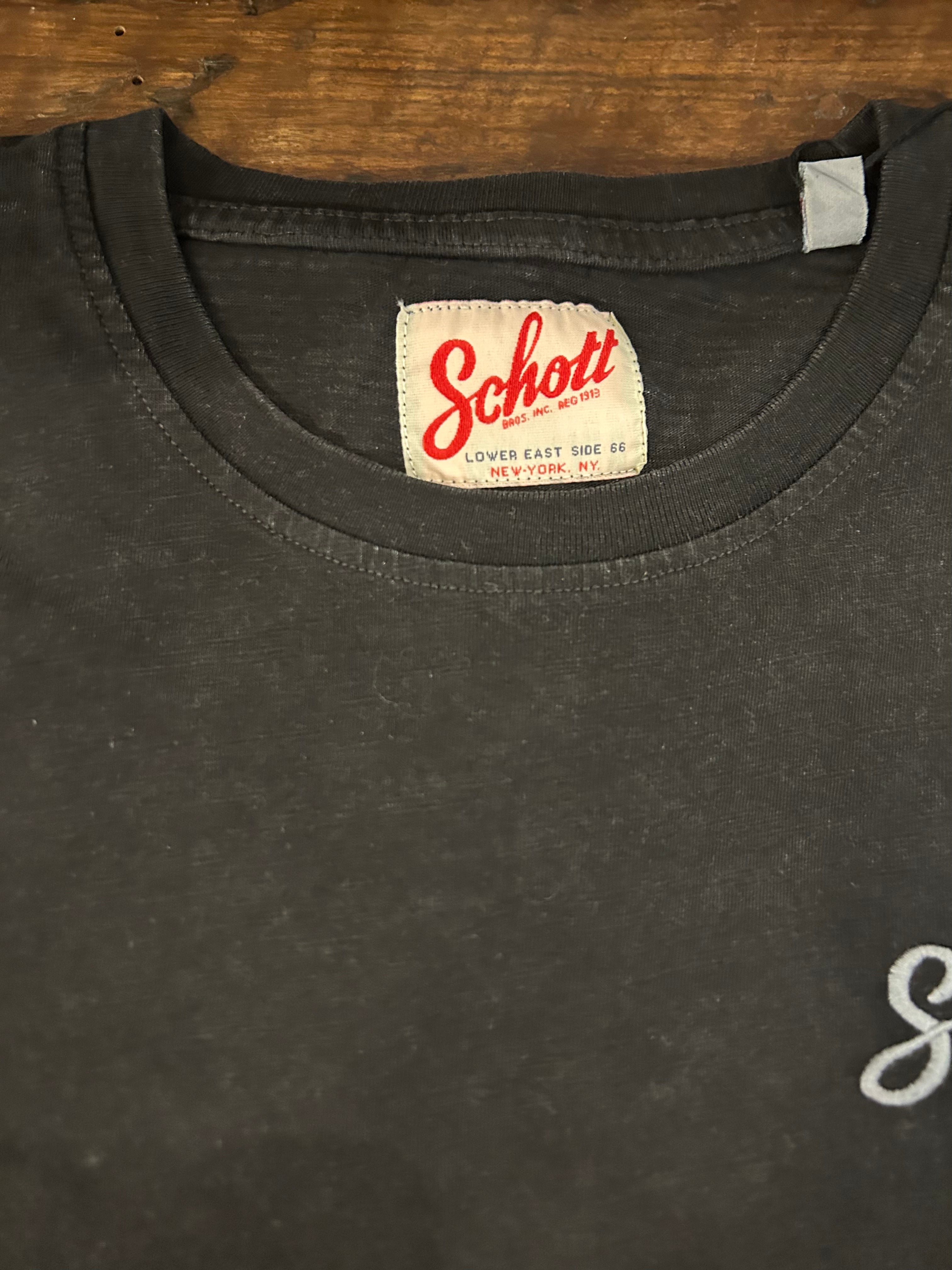 SCHOTT T-SHIRT VESTIBILITA’ REGOLARE 100% COTONE COLORE NERO