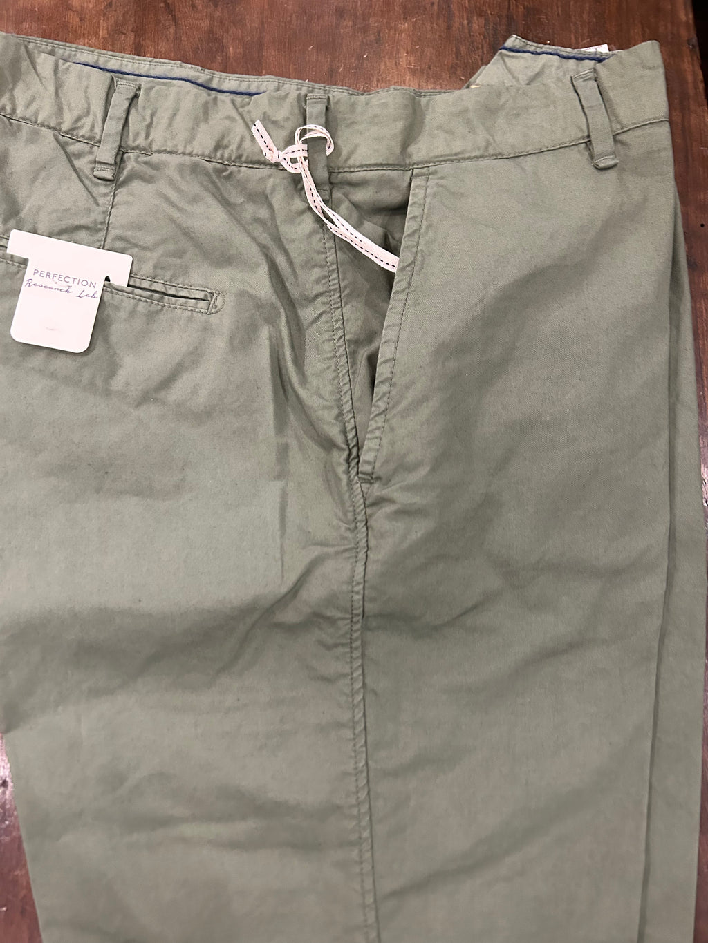 PERFECTION BERMUDA REGULAR FIT COLORE VERDE MILITARE 100% COTONE MADE IN ITALY