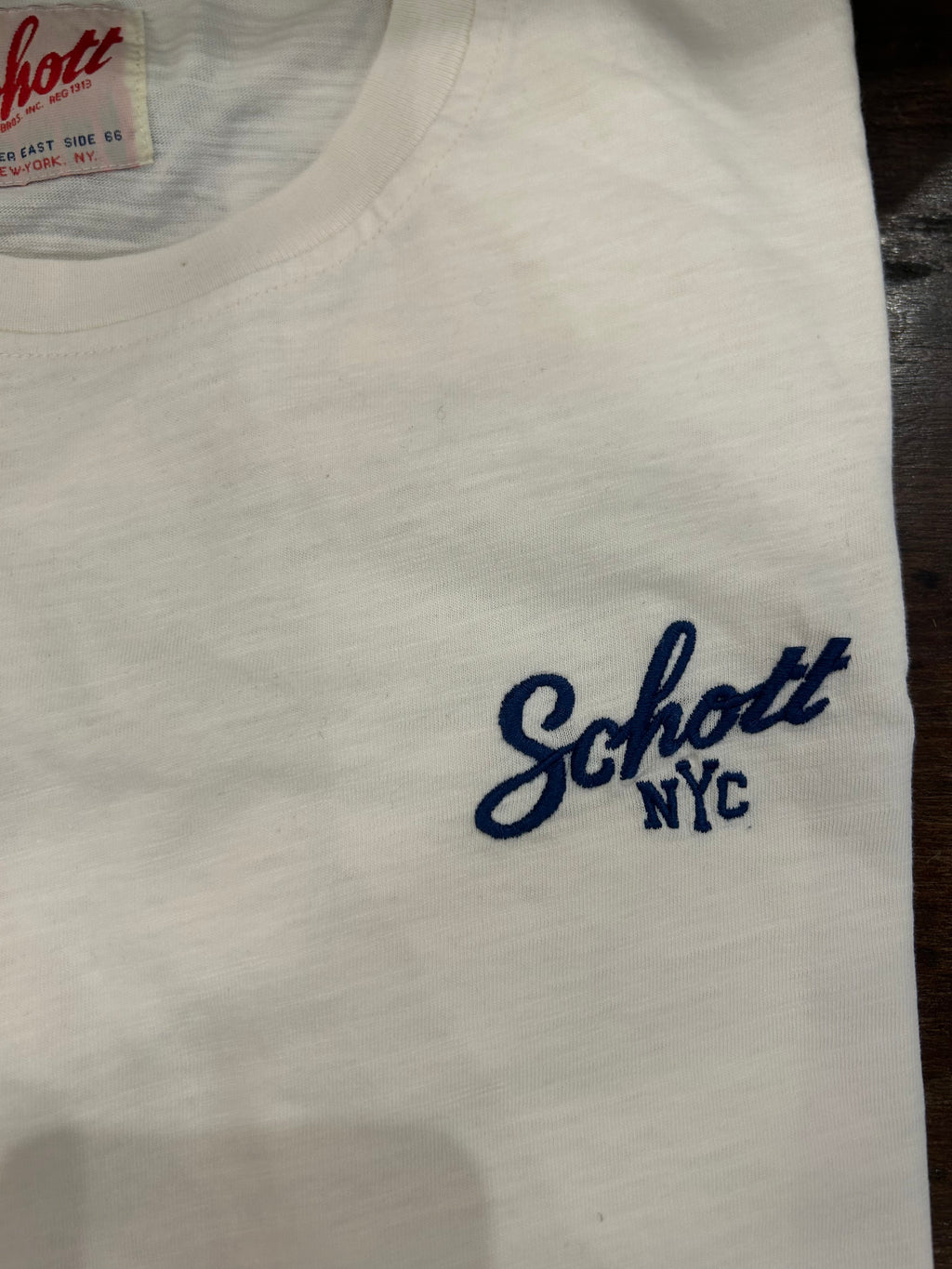 SCHOTT T-SHIRT VESTIBILITA’ REGOLARE 100% COTONE BIANCO