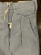 PERFECTION BERMUDA REGULAR FIT A RIGHE BIANCHE E CELESTI TESSUTO SEERSUCKER  CON DOPPIA PENCE