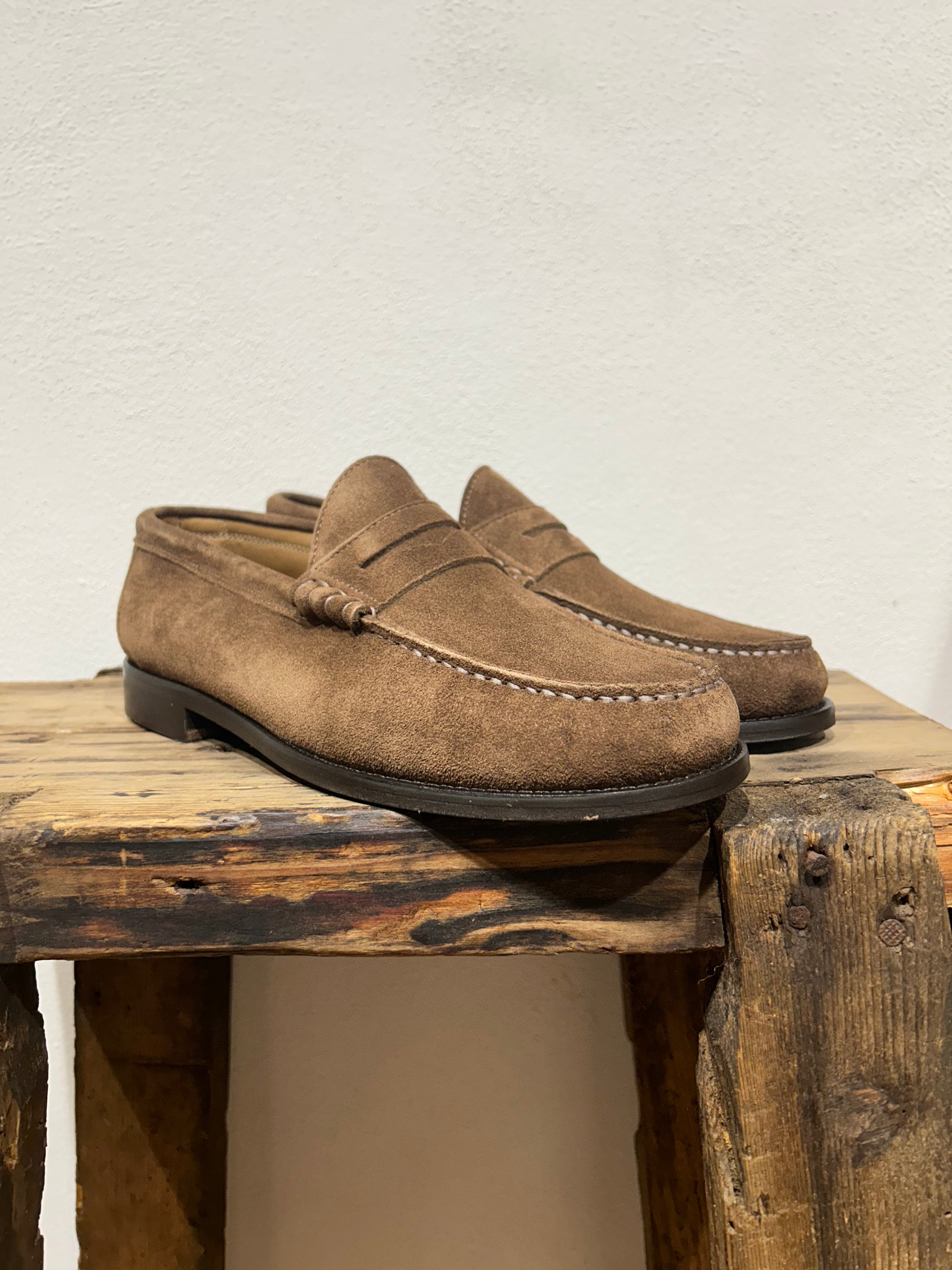 MOCASSINO KEBO PENNY COLLEGIALE FONDO CUOIO CAMOSCIO TESTA DI MORO