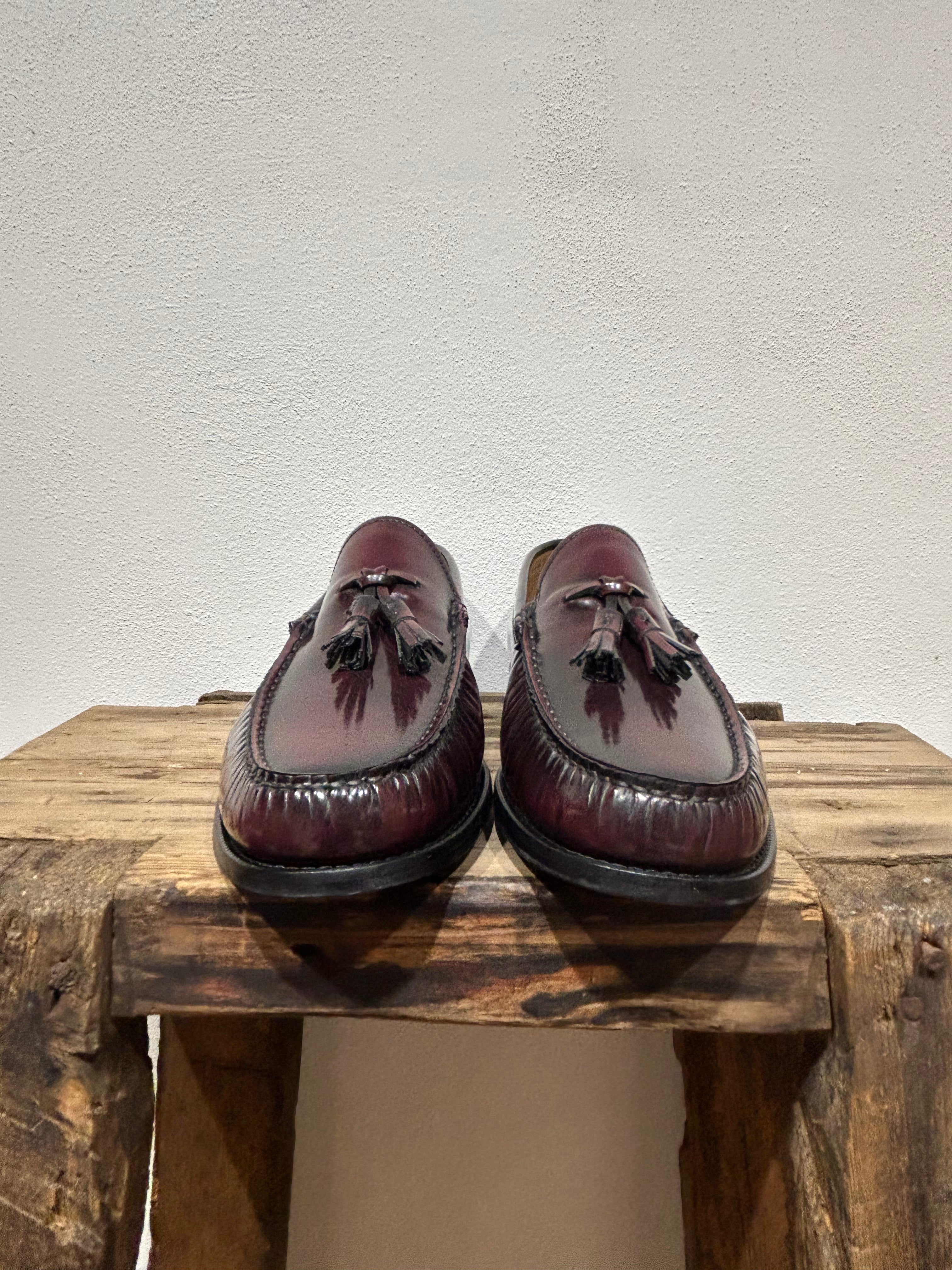 MOCASSINO KEBO CON NAPPINE ABRASIVATO BORDEAUX FONDO CUOIO