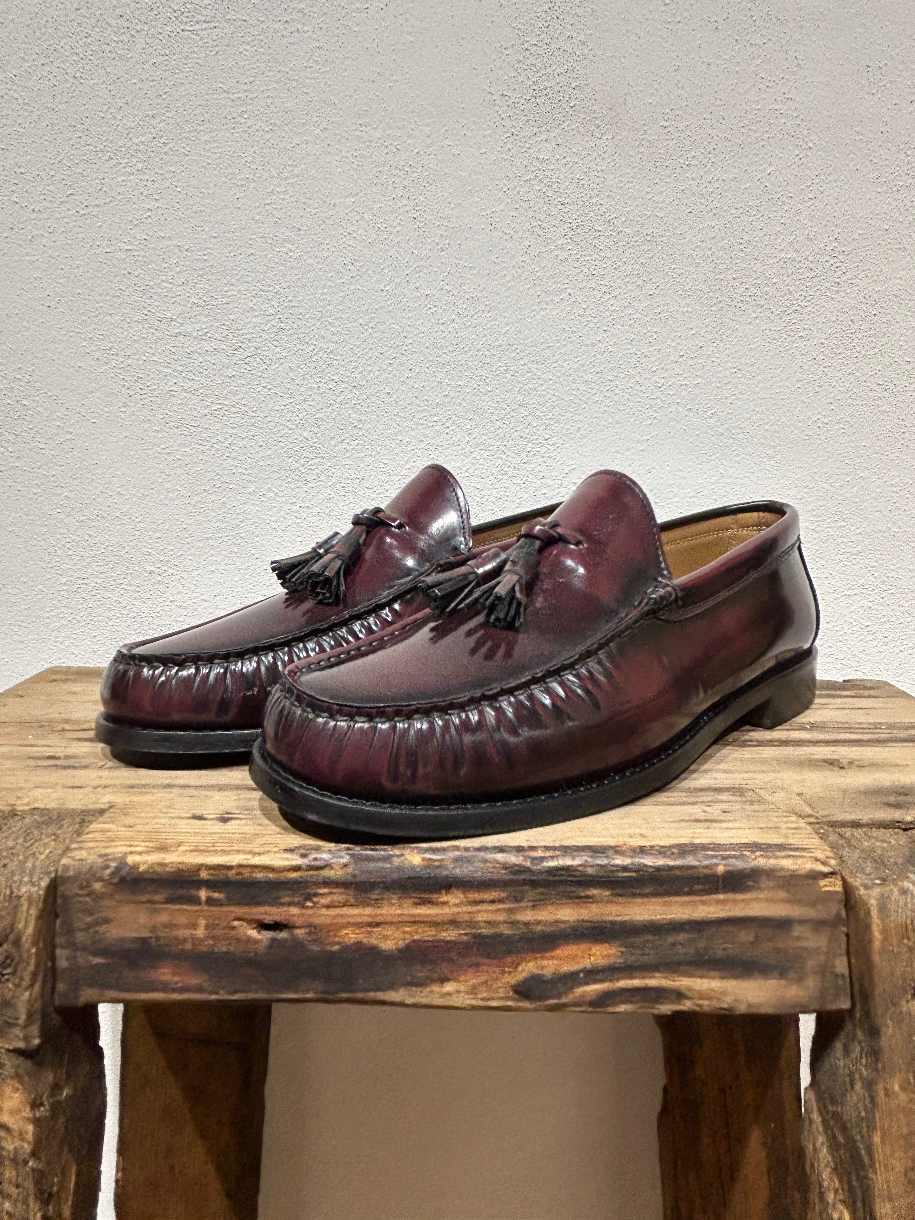 MOCASSINO KEBO CON NAPPINE ABRASIVATO BORDEAUX FONDO CUOIO