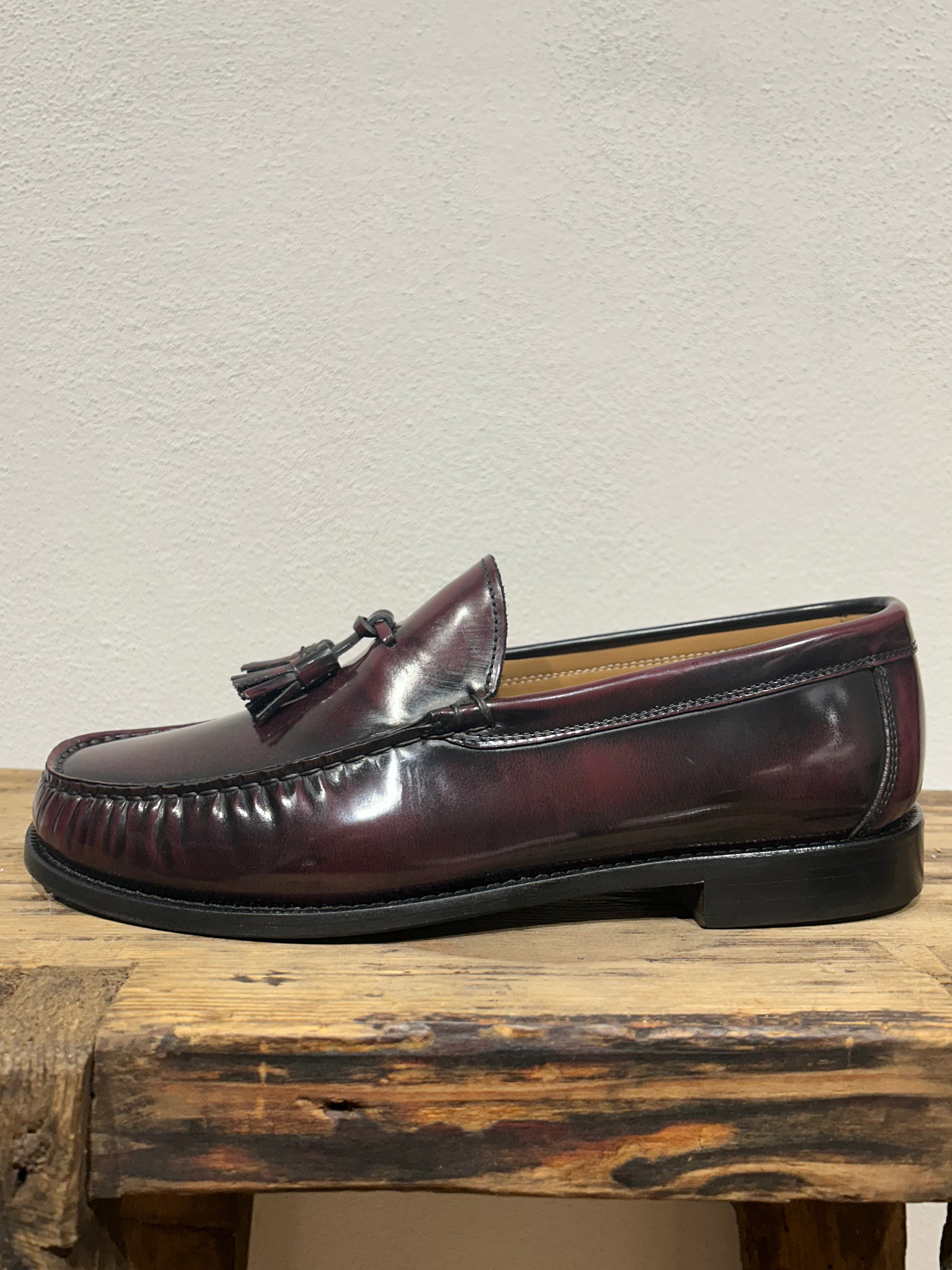 MOCASSINO KEBO CON NAPPINE ABRASIVATO BORDEAUX FONDO CUOIO