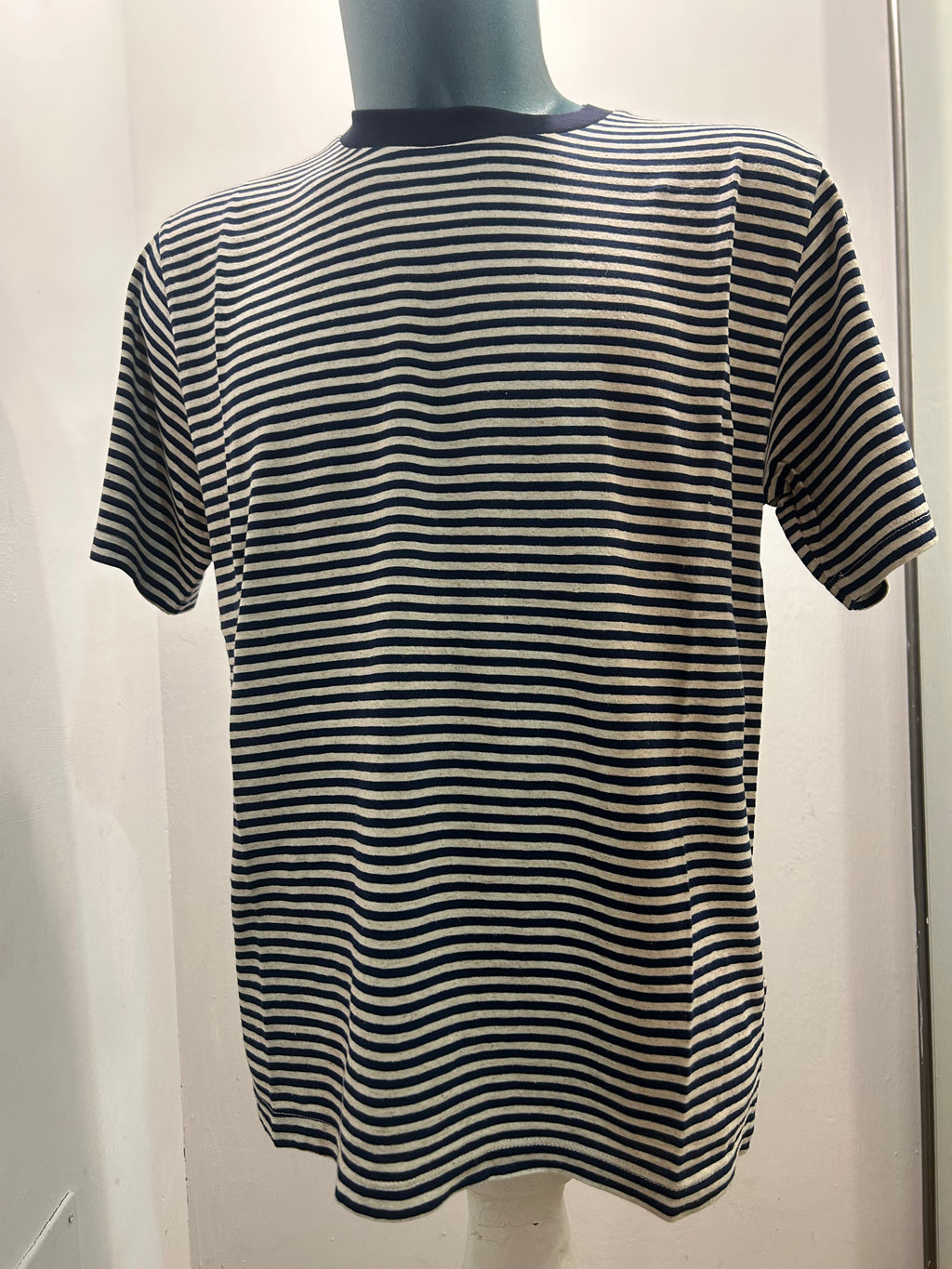 N THE BOX T-SHIRT STRIPE PANNA/BLU 85% COTONE 15% LINO 100% MADE IN ITALY