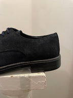 AG TREND Stringata in camoscio navy con fondo cuoio
