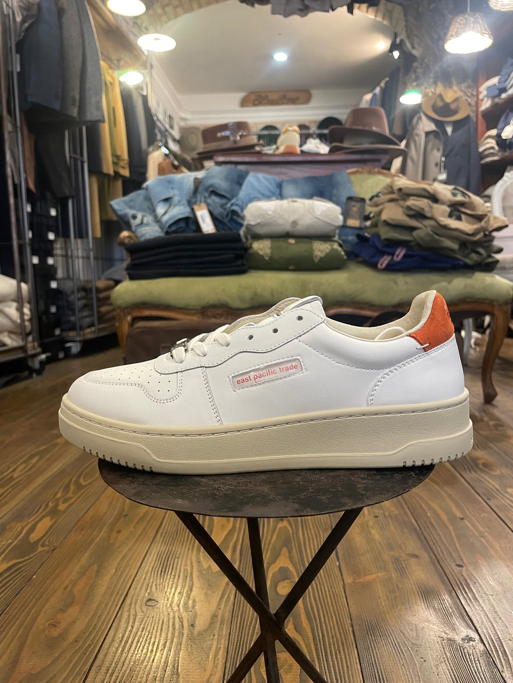 Sneakers EPT East Pacific Trade Modello Court Colore Off White/Orange