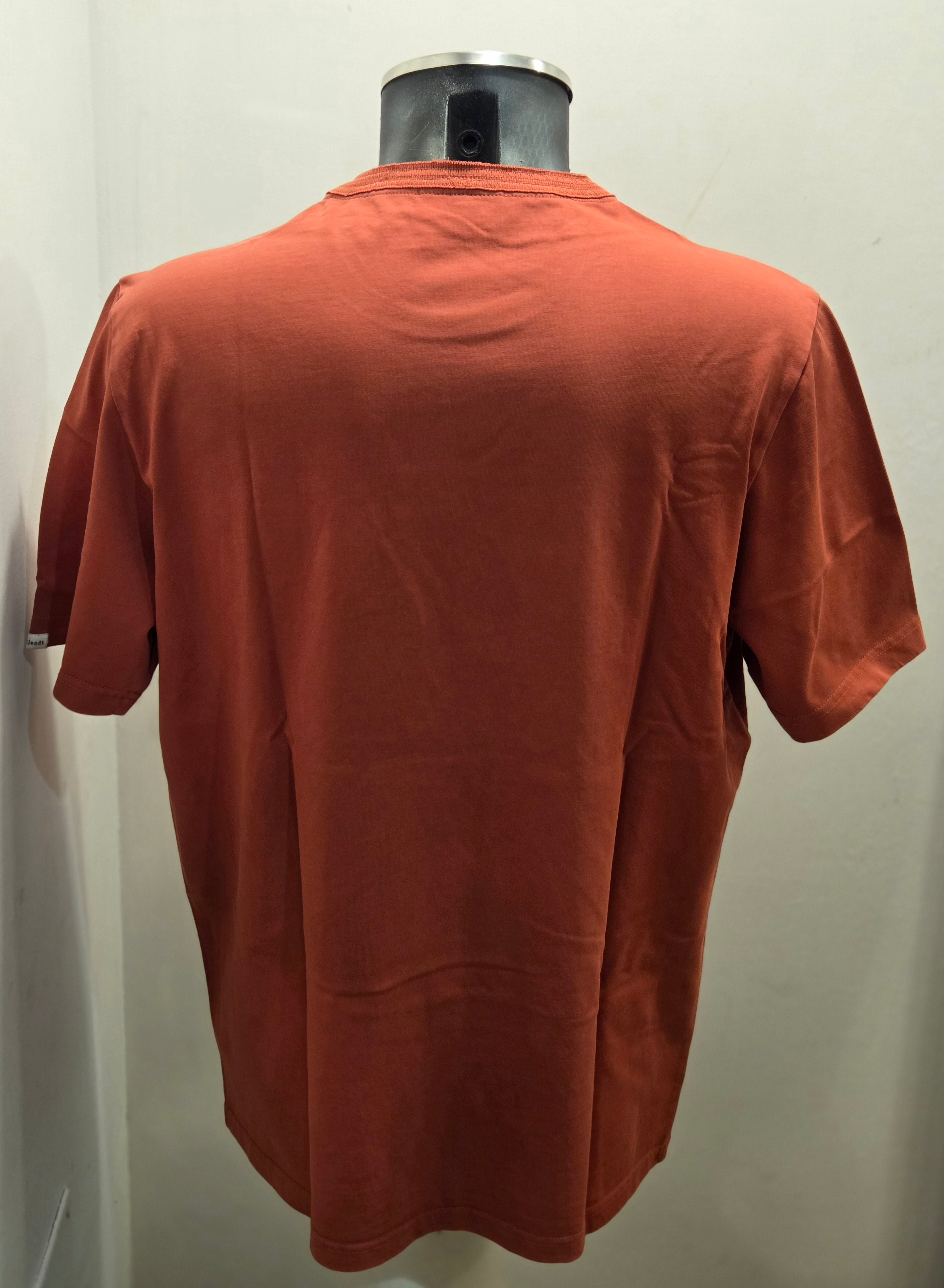 T-SHIRT ANERKJENDT MODELLO AKKIKKI COLOR CHILI OIL