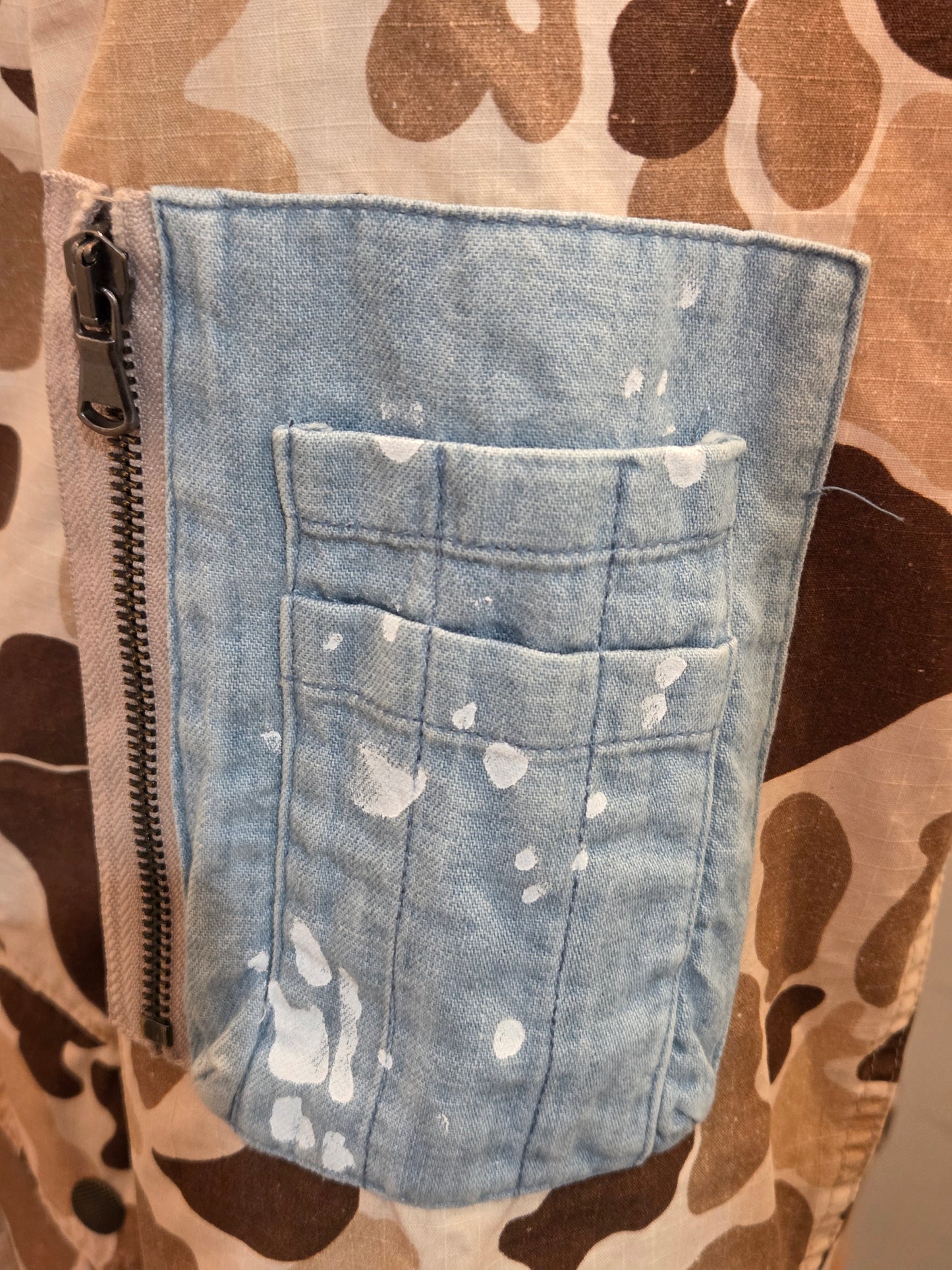 FRONT STREET 8 MAN PATCH BOMBER CAMOUFLAGE