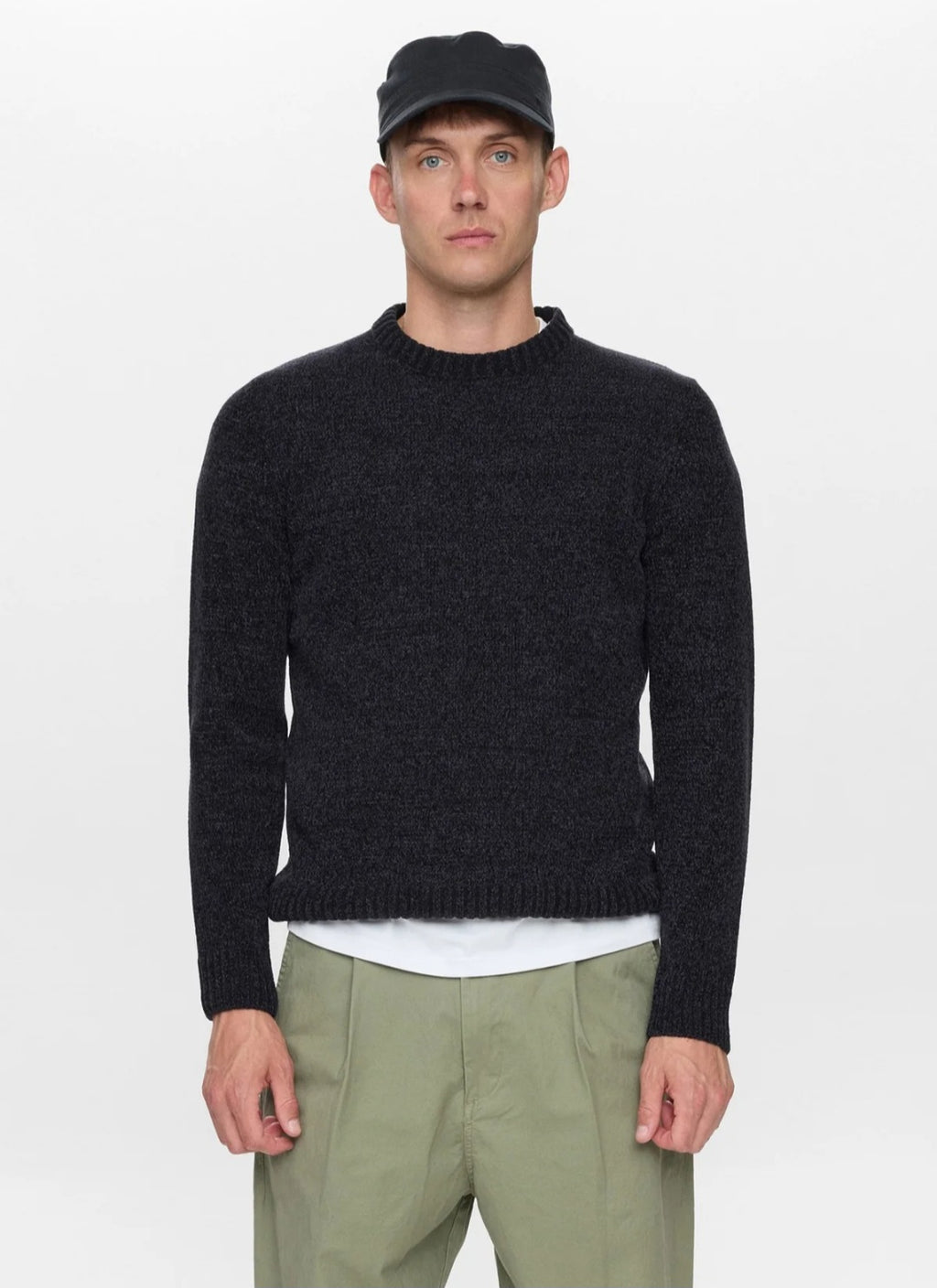 AKSUNE CHENILLE KNIT ANERKJENDT COLOR CAVIAR