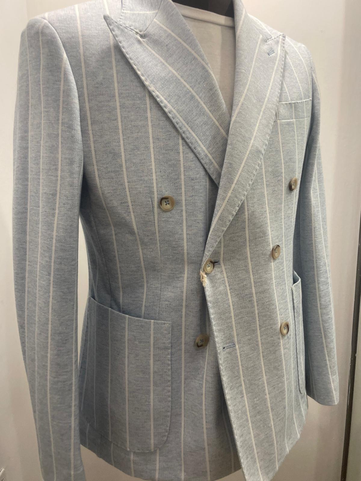 GIACCA AG TREND DOPPIO PETTO CELESTE CON RIGHE BIANCHE G740 P573