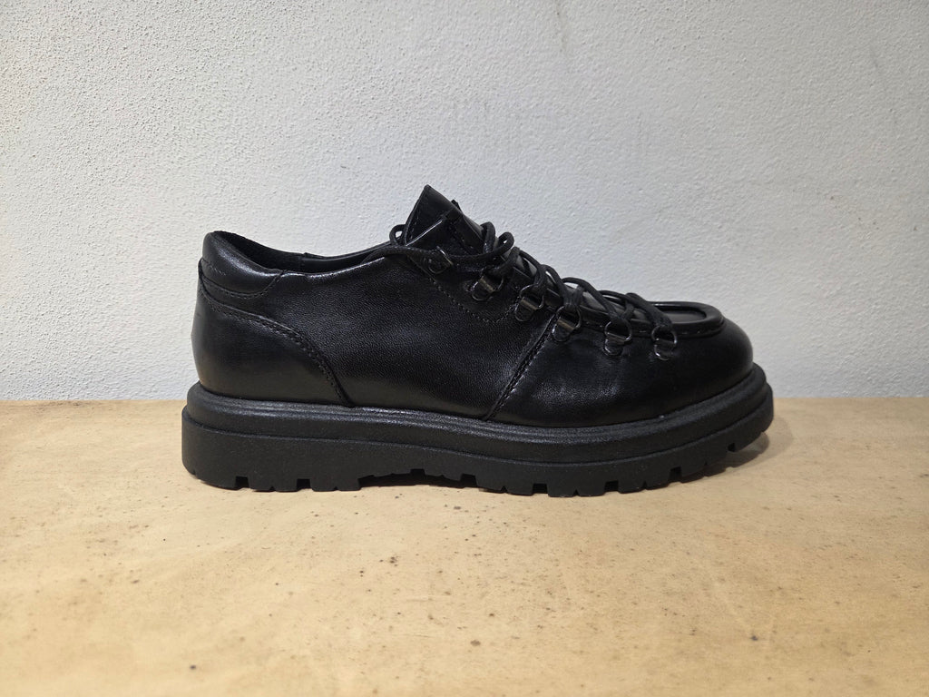 KEBO PEDULA BASSA IN PELLE COLOR NERO