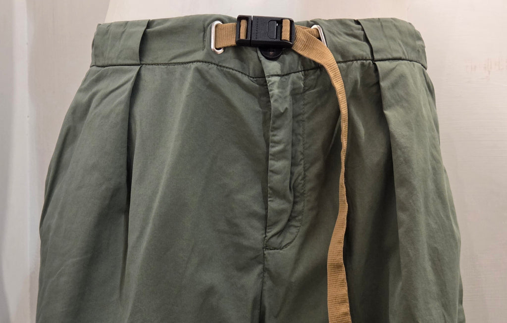 WHITE SAND COLORE VERDE MILITARE COTONE ED ELASTANE CON DOPPIA PENCE VESTIBILITA’ COMODA 26SU52 190 MADE IN ITALY