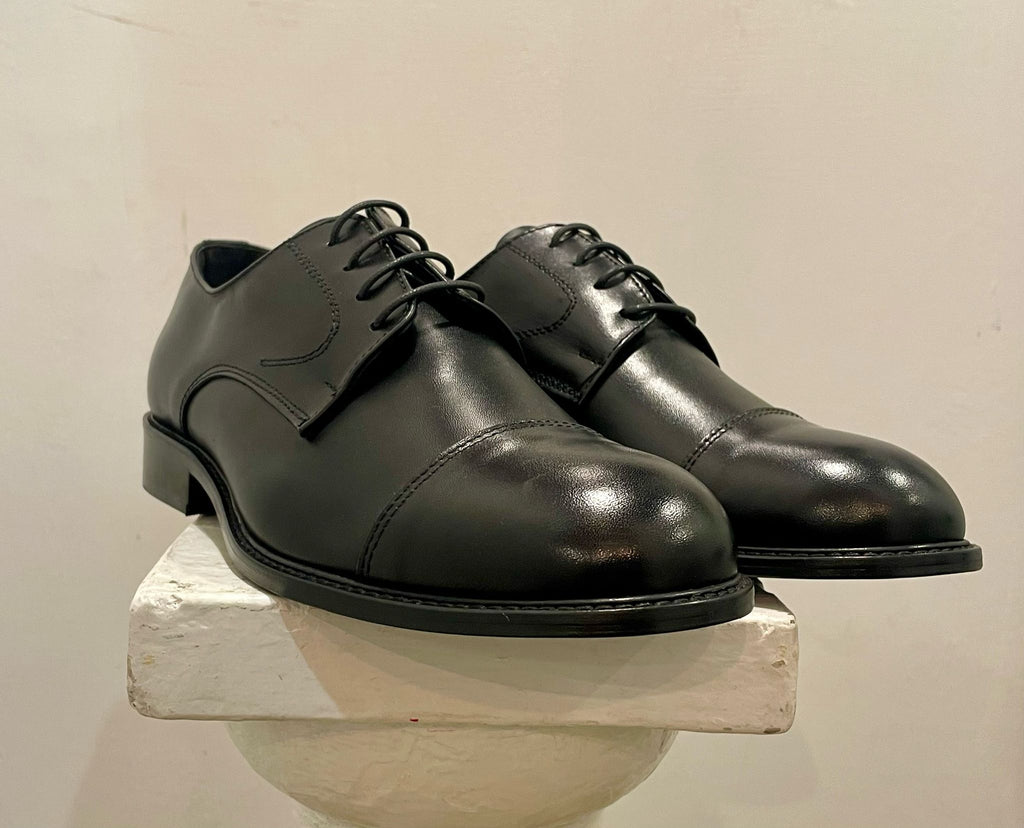 AG TREND DERBY STRINGATA VITELLO COLORE NERO SH 04