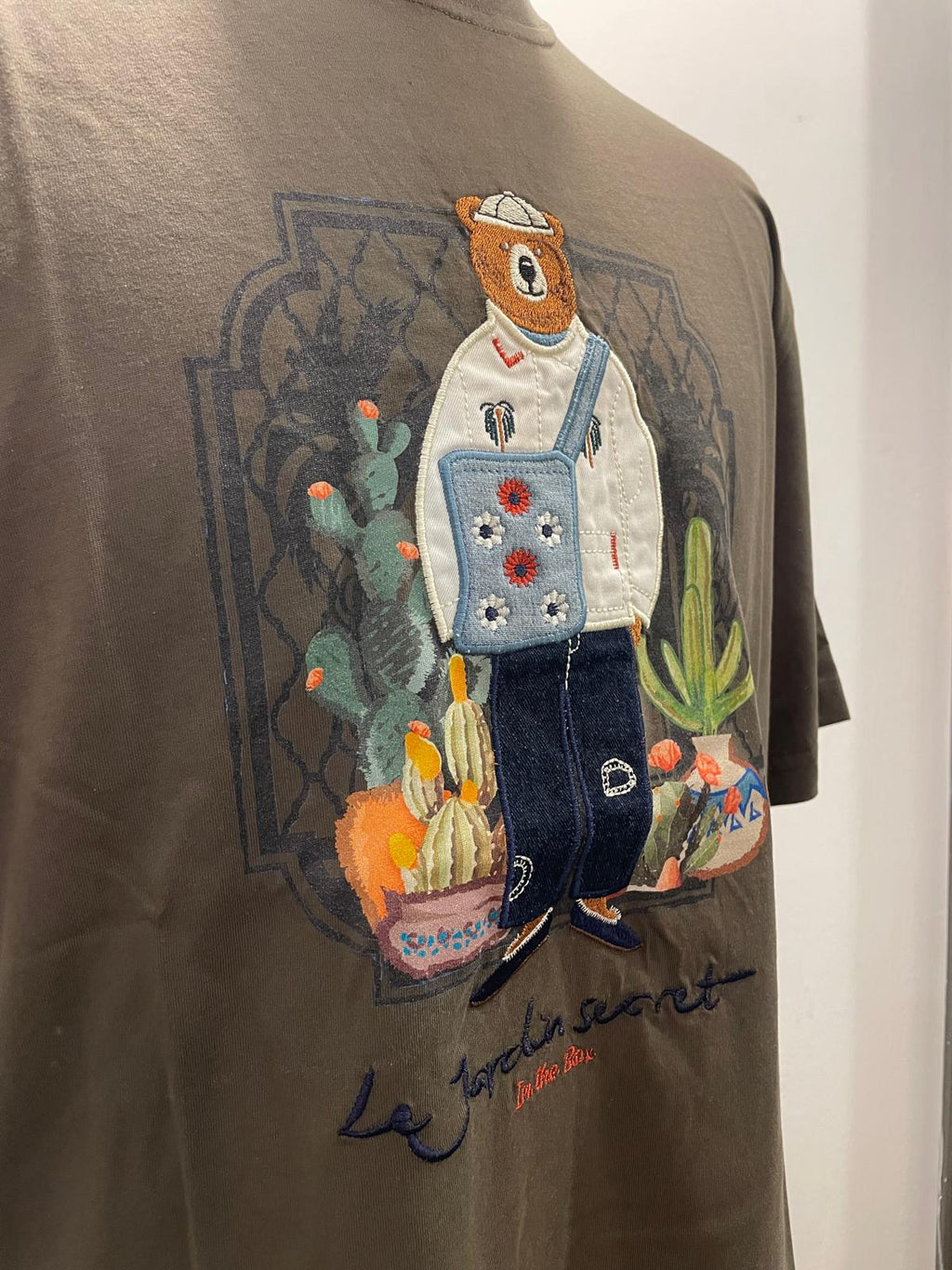 T SHIRT IN THE BOX MR. BOX JARDIN SECRET VERDE MILITARE SS250003