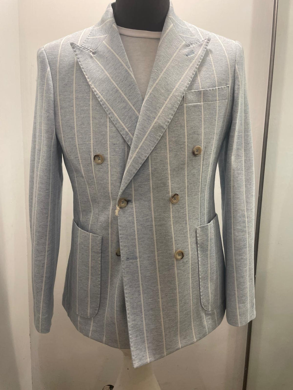 GIACCA AG TREND DOPPIO PETTO CELESTE CON RIGHE BIANCHE G740 P573