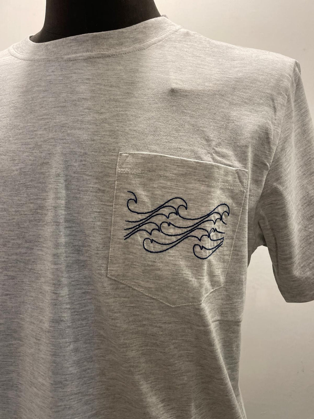 T SHIRT IN THE BOX POCKET WAVE COLOR GRIGIO SS25009