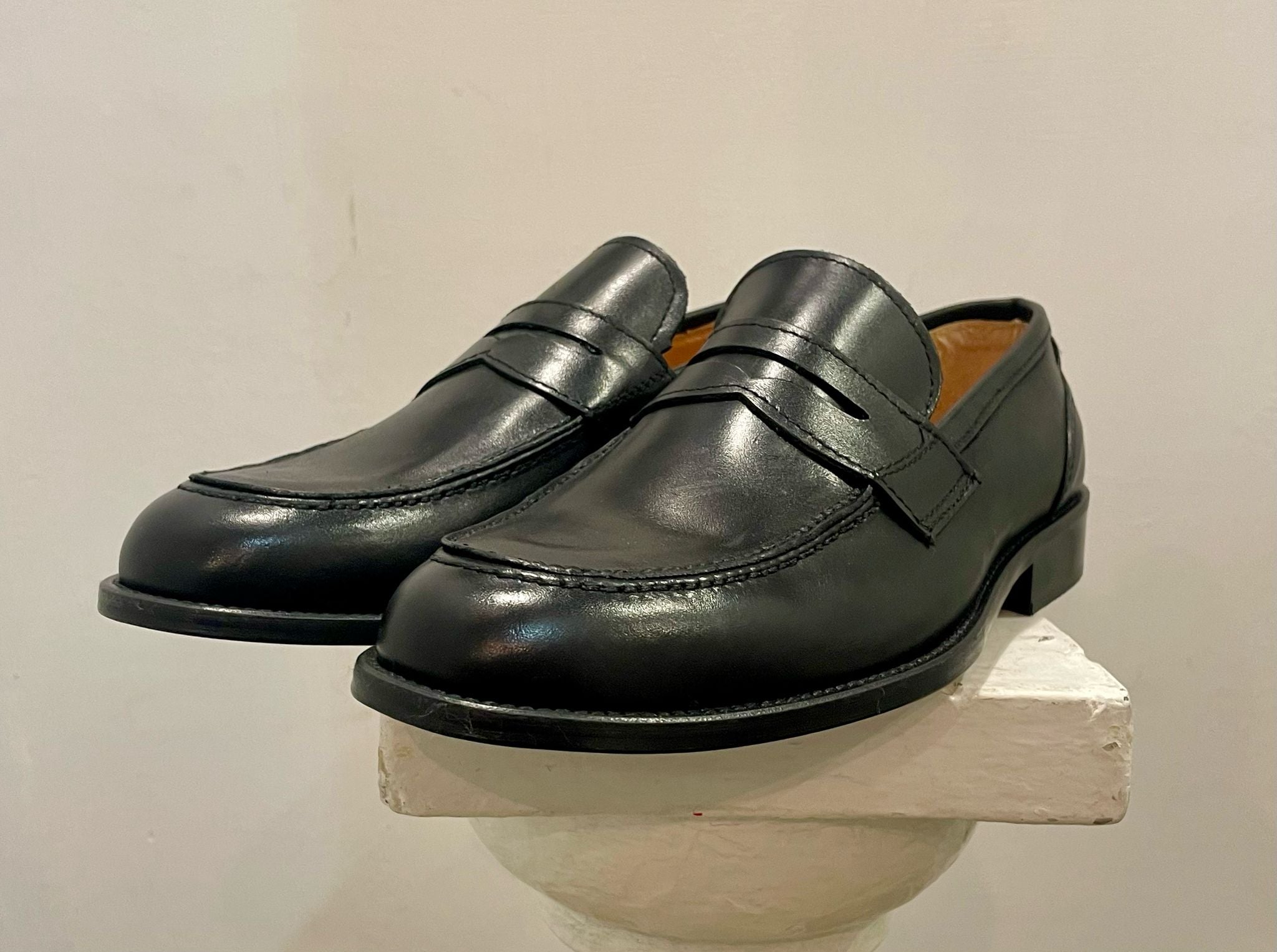 AG TREND Mocassino Collegiale Penny Vitello Colore Nero SH 68