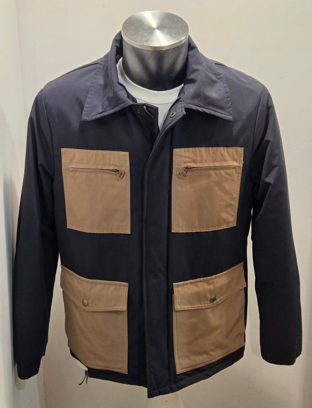 FRONT STREET EXPLORER TECH BLOUSOM