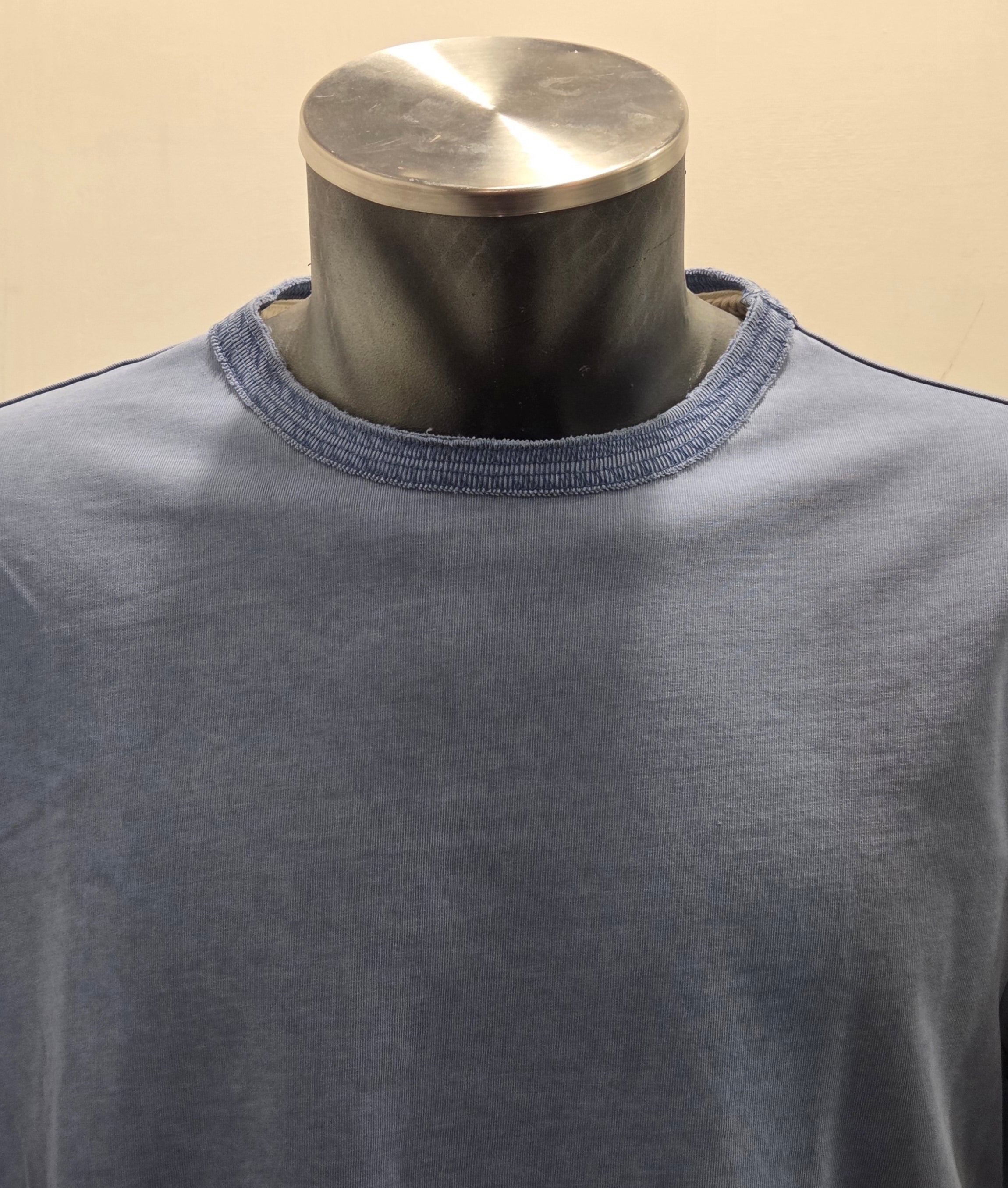 T-SHIRT ANERKJENDT MODELLO AKKIKKI COLOR COPEN BLUE
